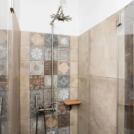 Guest house Krumlov Tower 3*